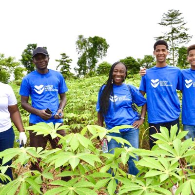 Volunteers (13)